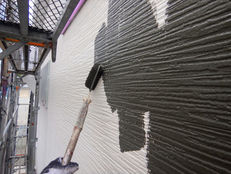 外壁・屋根塗装しないと…