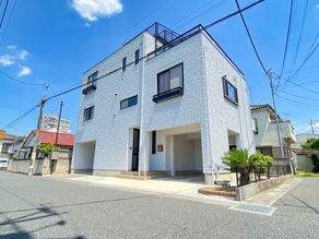 【東大宮駅 徒歩5分】大型3階建リニューアル住宅・南西角地 延床72坪！