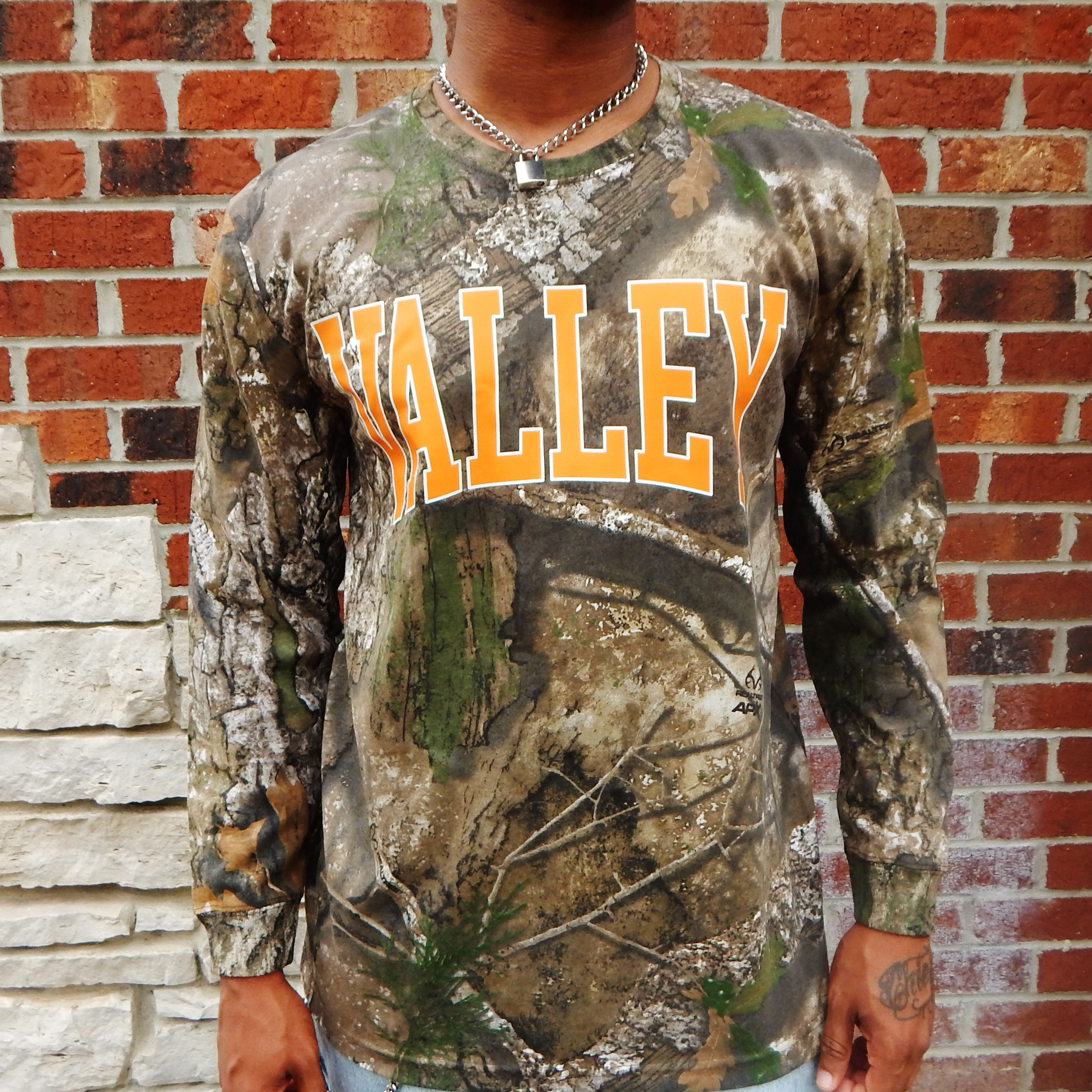 Valley Camo Longsleeve