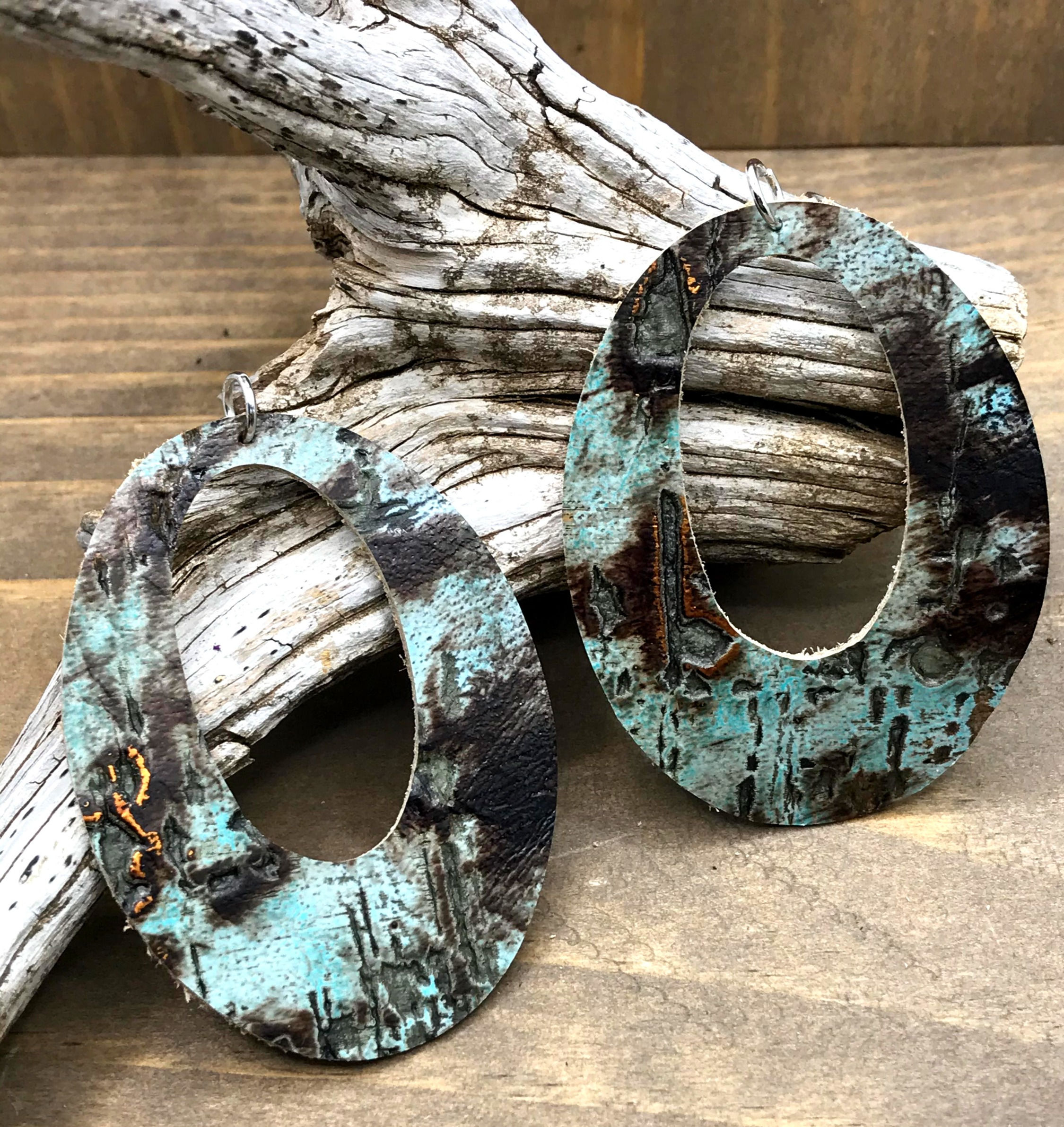 The Selene - Mint/Gold Embossed