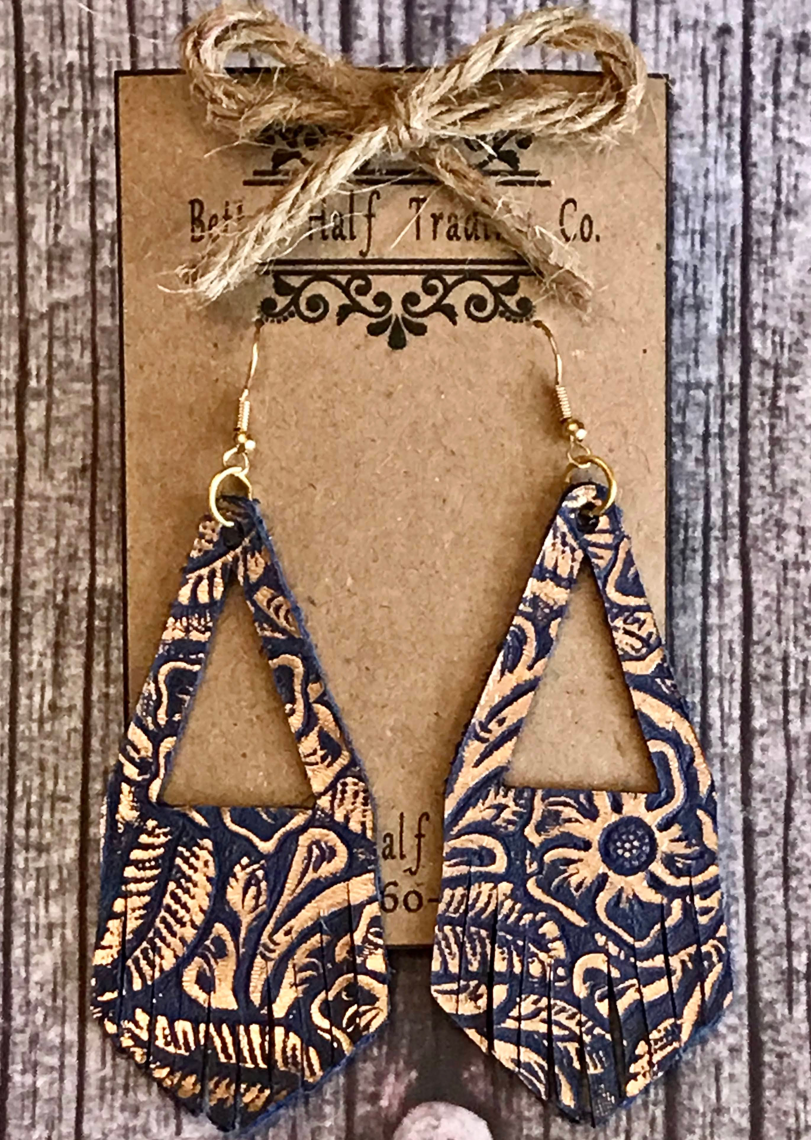 Leather Fringe Triangle 