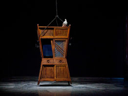 Family Event 《家庭事件》