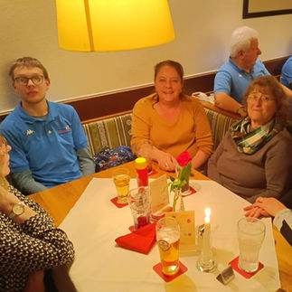 Weihnachtsfeier 2024 der Mühlviertler Weichensteller im Stammlokal, dem Schmankerlwirt Lummerstorfer in Vorderweißenbach.