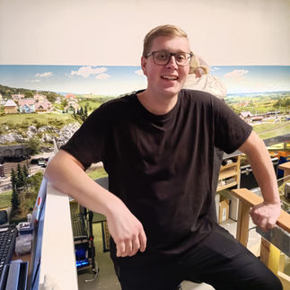 David Lenzenweger bei der Modelleisenbahn Martin Lenzenweger