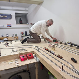 Aufbau der Nostalgie-Kleinbahn Wolfgang Führlinger.