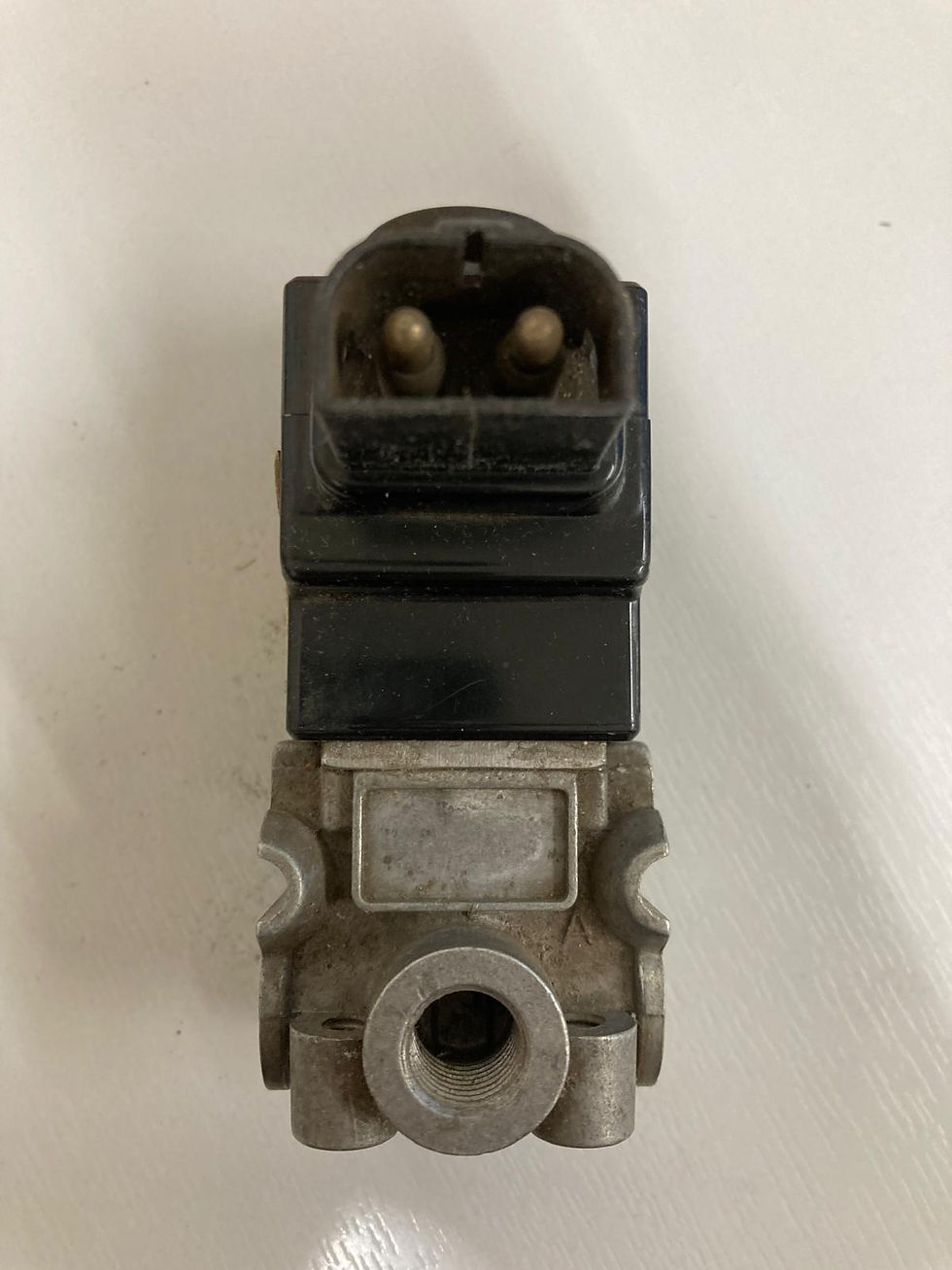 Thumbnail: Genuine OEM Volvo Magnetic Valve 8158342