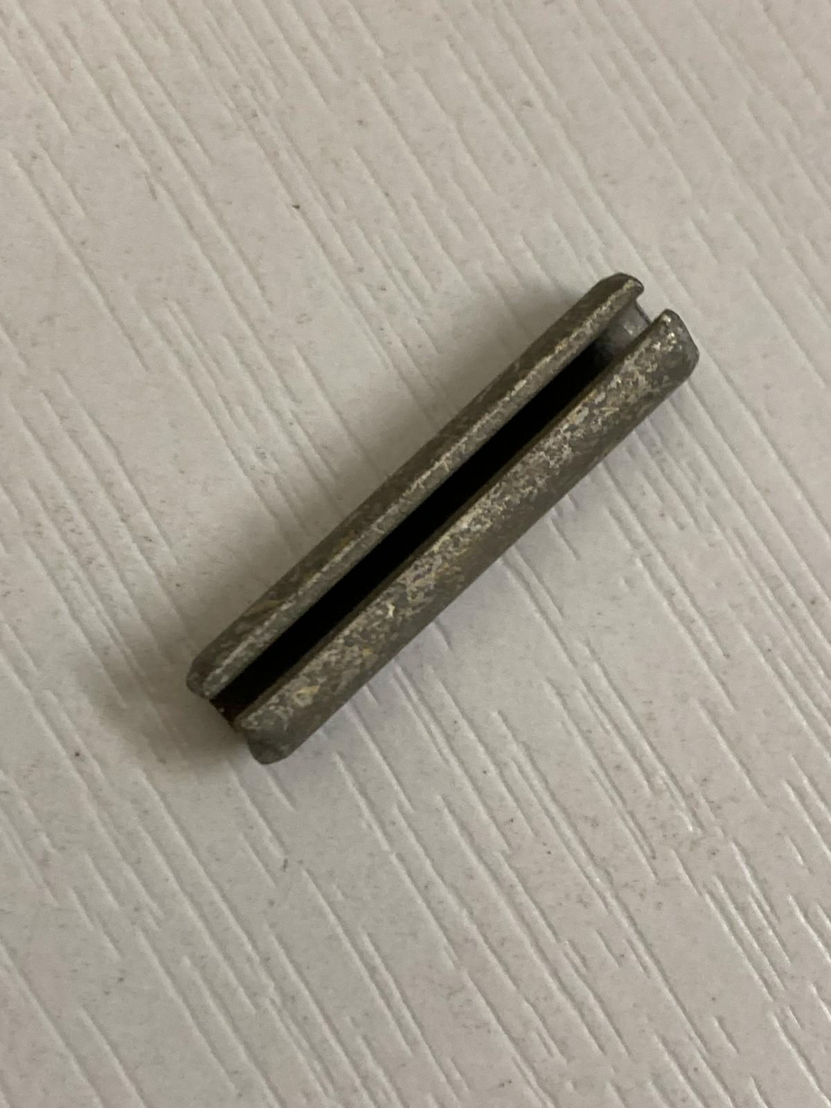 John Deere Tractor Pick Up Hitch Roll Spring Slotted Pin 34M7158