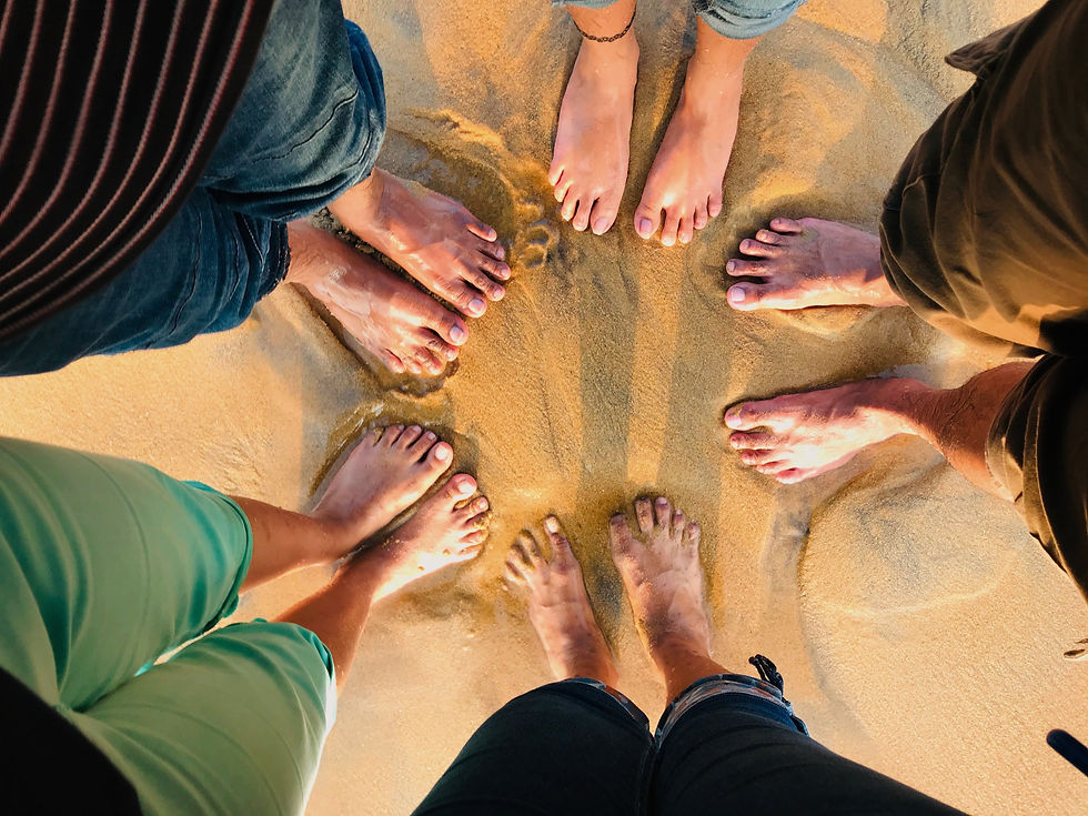 circle of feet (1)_edited.jpg