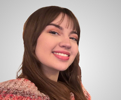 emma selfie gradient.png