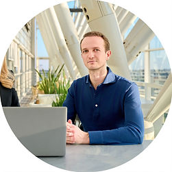 LinkedIn Foto BrightStone Group_1_edited.jpg
