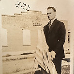 Customer recieving assistance from jewelry associate at  Robson's Jewelrs in Baytown TX - exeptional service