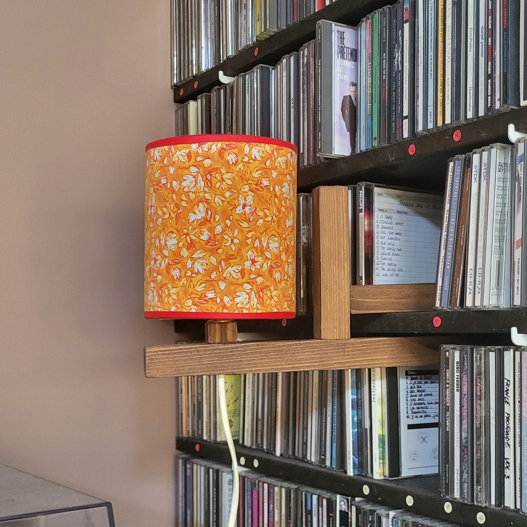 Luminaire étagère tissu