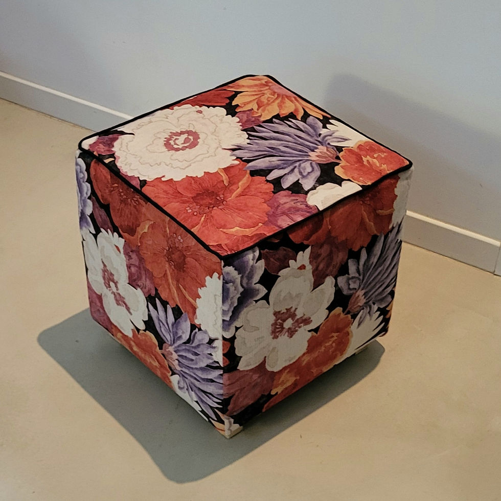 Miniature : Pouf fleuri