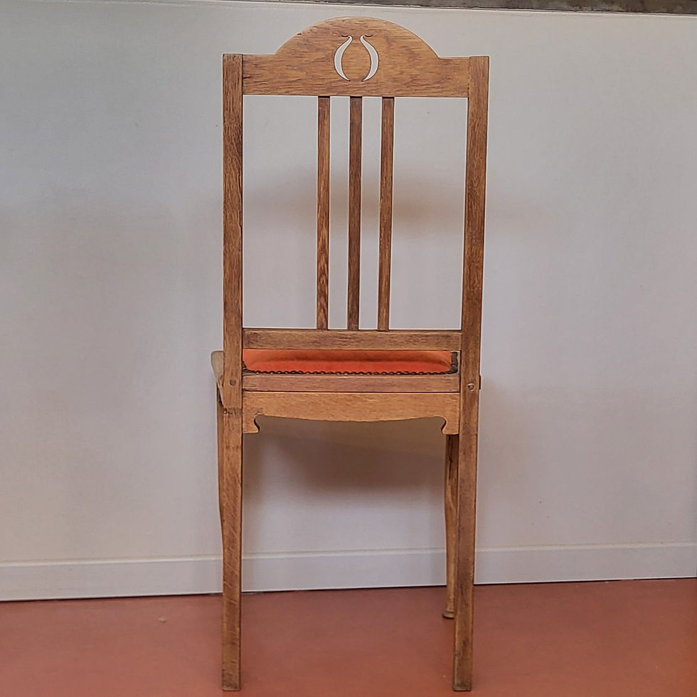 Miniature : Chaise en bois vitaminée