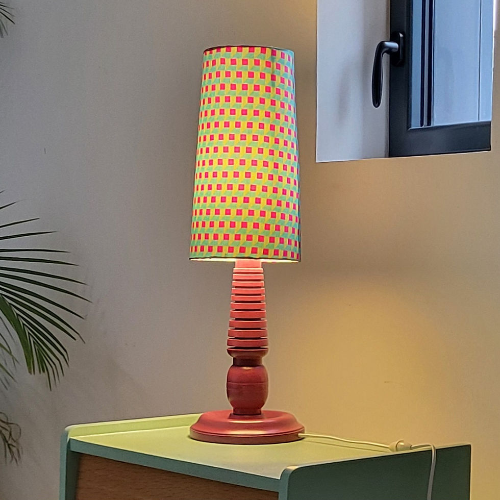 Miniature : Elancée et violine