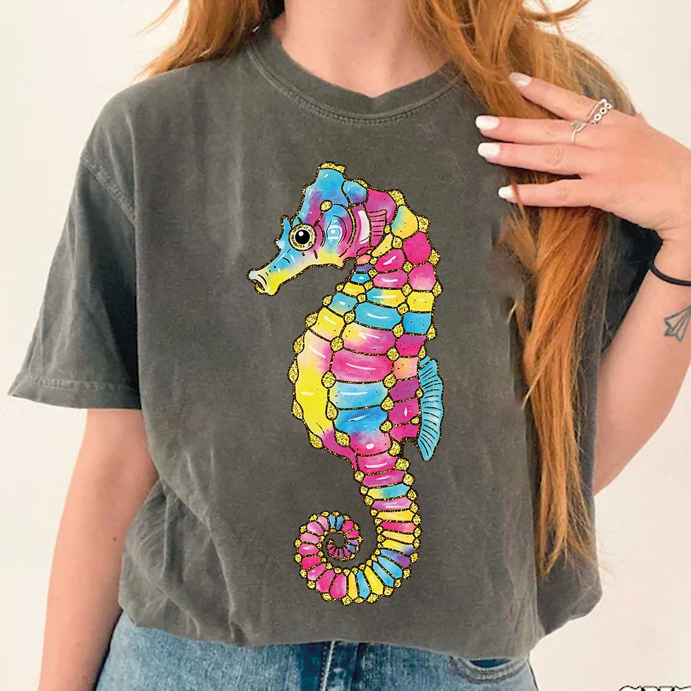 Schwarzes Shirt mit detailliertem Seepferdchen-Sublimationsdesign in bunten Farben