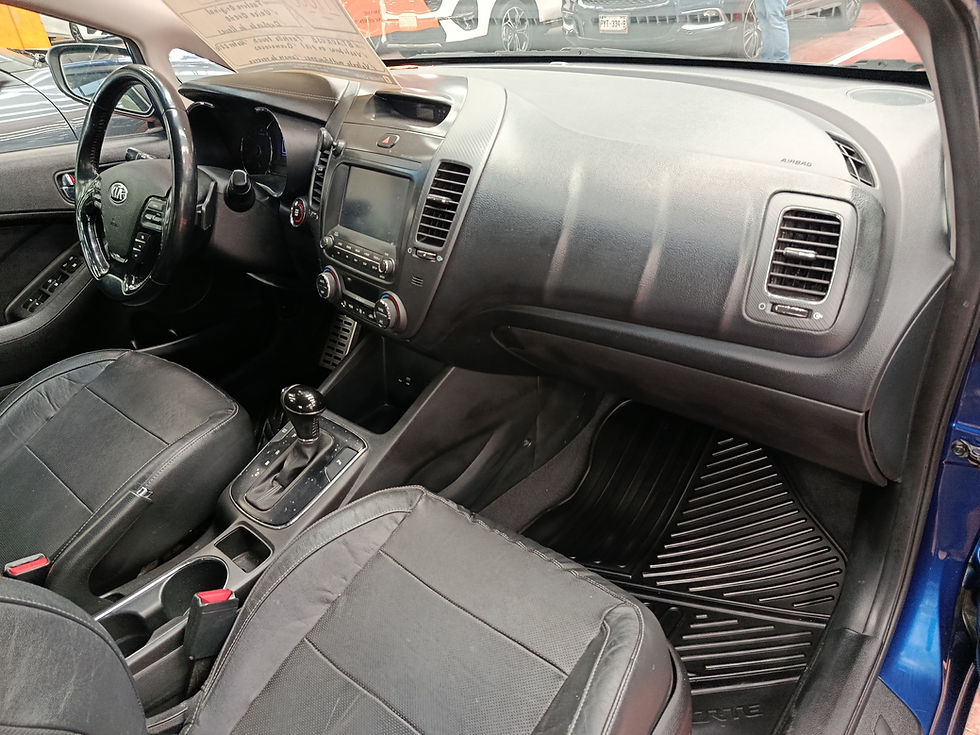 Miniatura: Kia Forte SX 2018