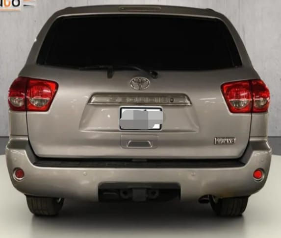 Miniatura: Toyota Sequoia 5.7 Limited V8 At 2015