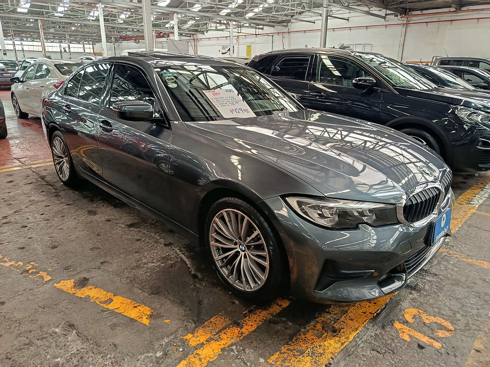 Miniatura: BMW 320i 2020