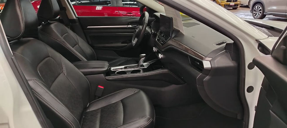 Miniatura: Nissan Altima Exclusive 2023