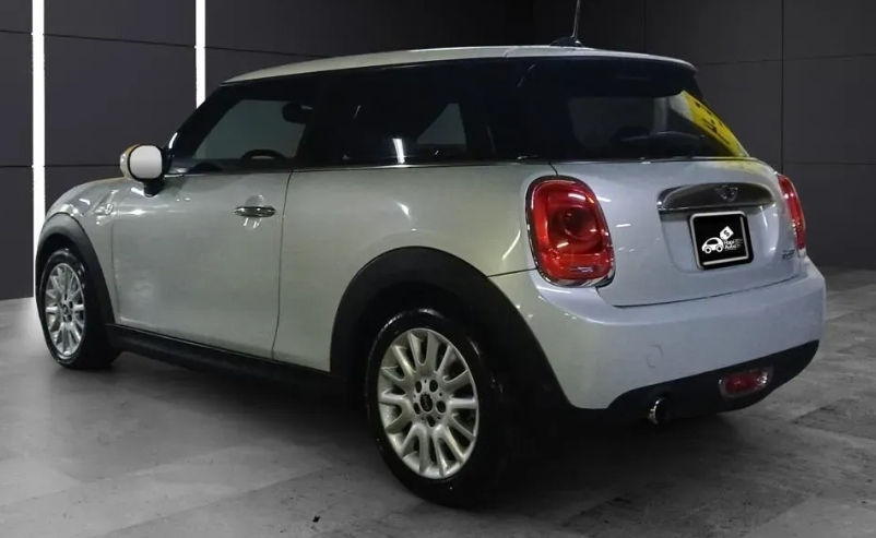 Miniatura: Mini Cooper 1.5 Pepper At 2016
