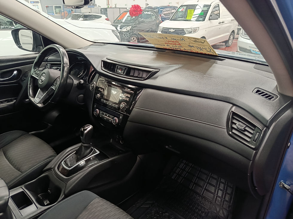 Miniatura: Nissan Xtrail Advance 2019