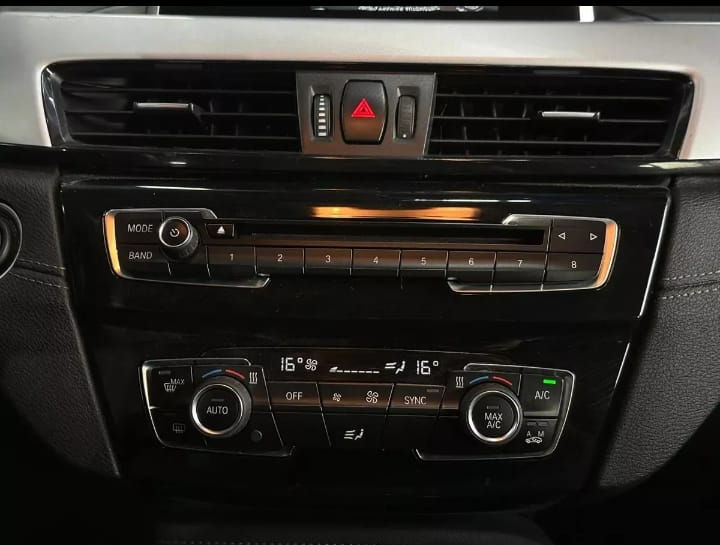 Miniatura: BMW X2 1.5 Sdrive18ia Executive 2019