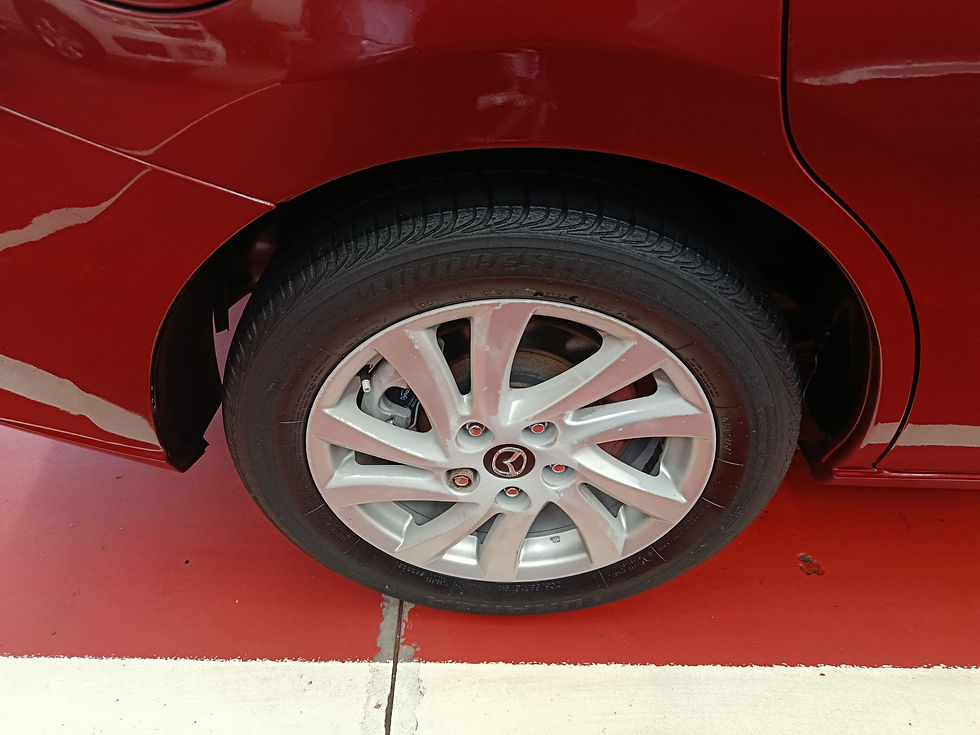 Miniatura: Mazda Mazda 5 2015