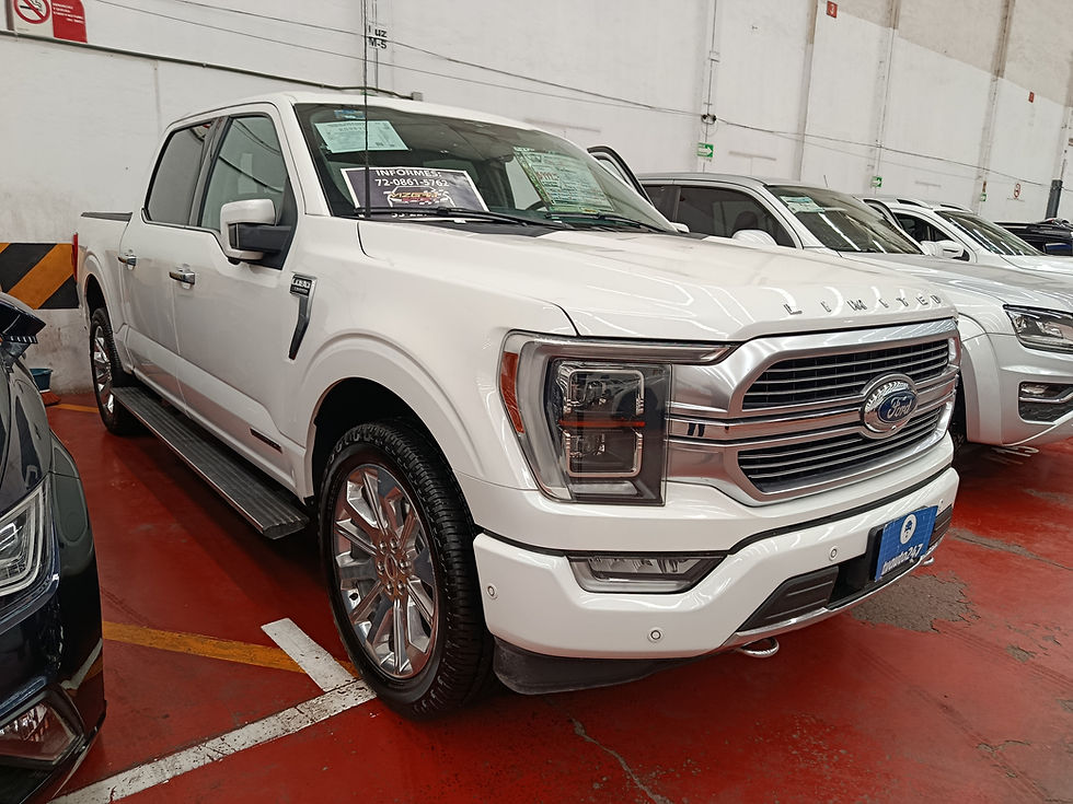 Miniatura: Ford Lobo Limited 2023