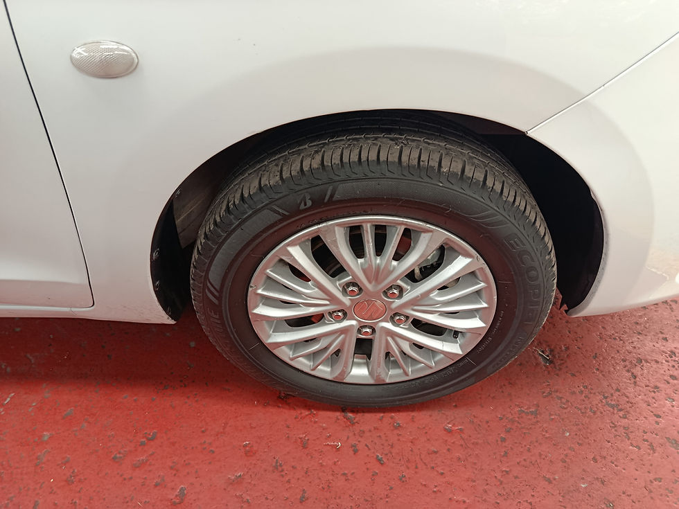 Miniatura: Suzuki Ertiga Booster Green 2023