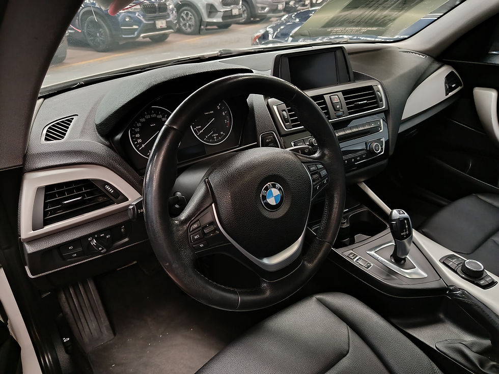 Miniatura: BMW 220i Coupe 2017