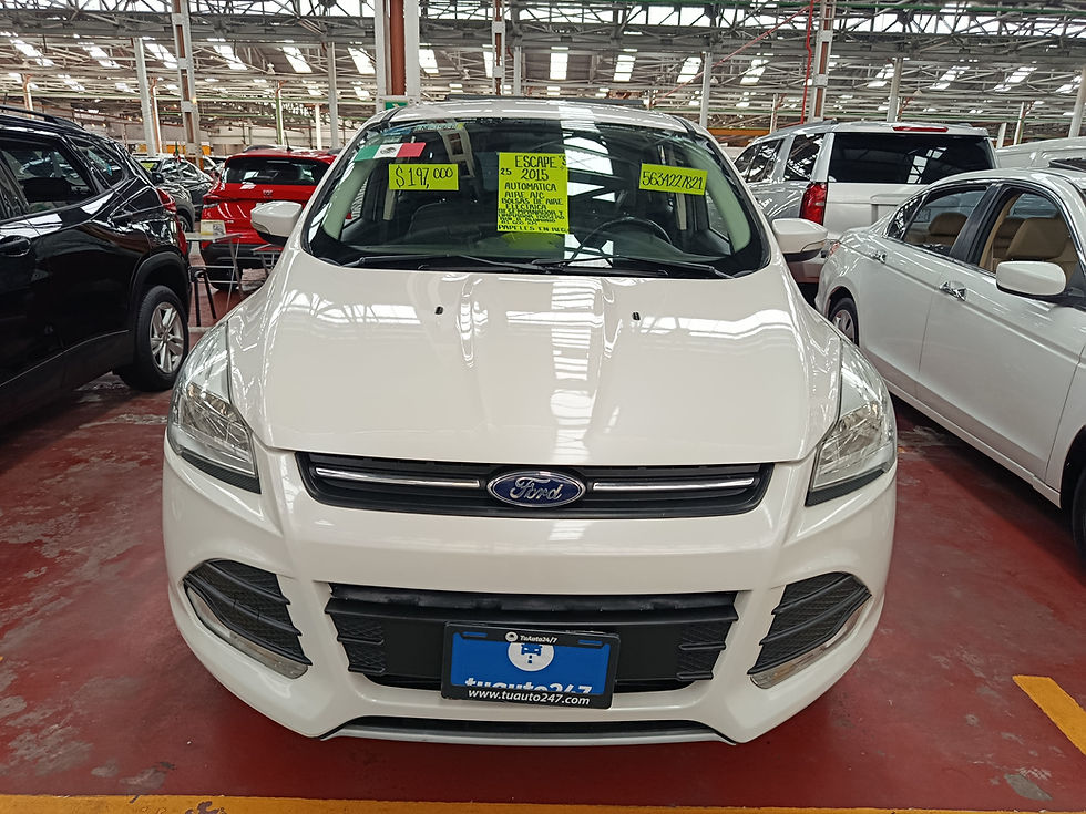 Miniatura: Ford Escape S 2015