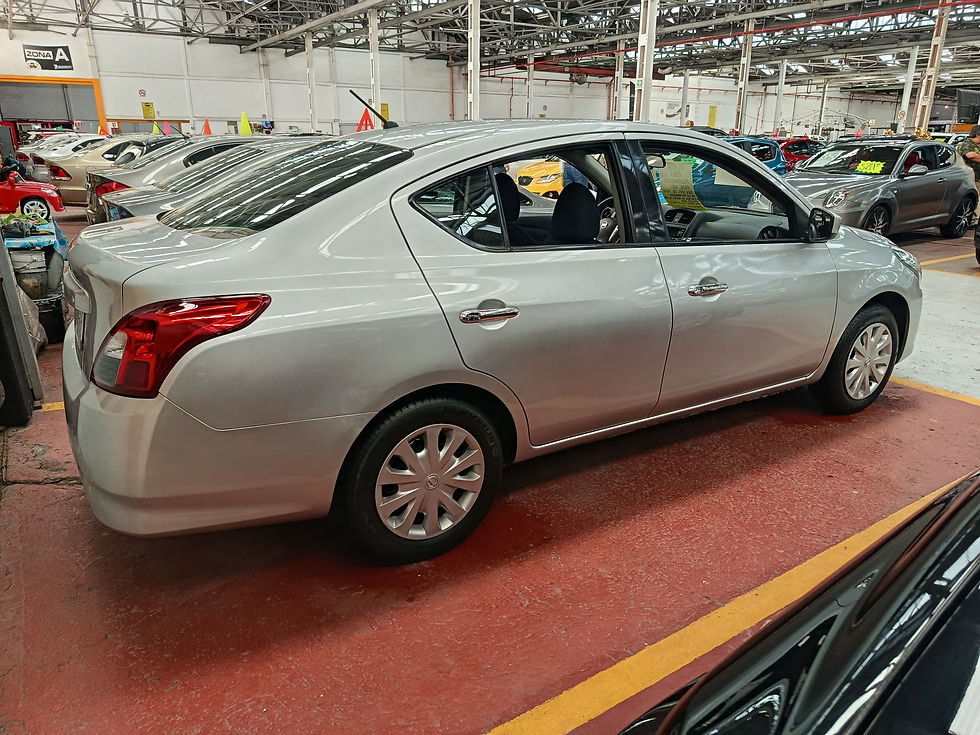 Miniatura: Nissan Versa Sense 2017