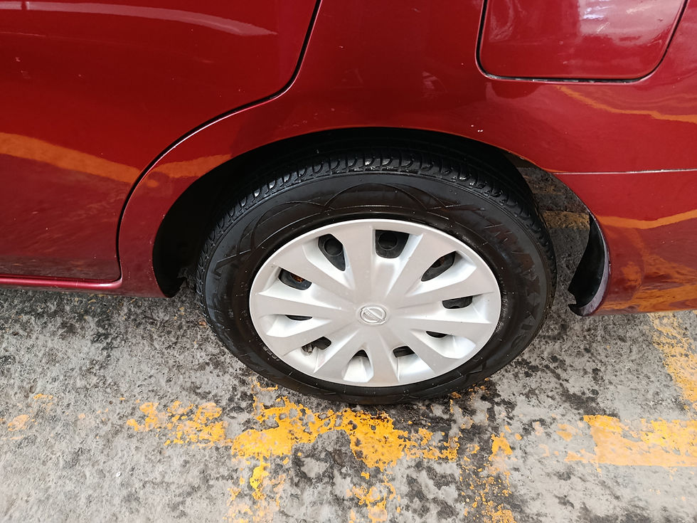 Miniatura: Nissan Versa Sense 2018