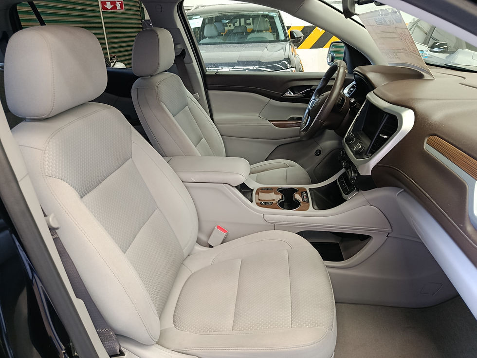 Miniatura: GMC Acadia Black Edition 2021