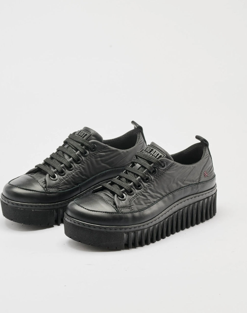 ART / נעלי שרוכים BRIGHTON שחור