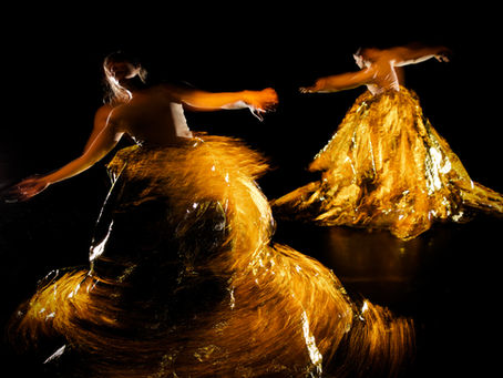 Full of gratitude I publish here the review of our piece 'Silken Veil', written by Christina Gradtke