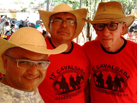 Cavalgada em Juarez Távora-PB, atrai grande número de participantes.