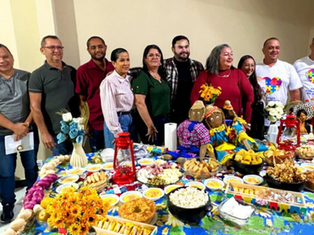 A vereadora Rosa Nunes, presidente da Câmara Municipal de Ingá, realiza confraternização junina na 12ª Sessão Ordinária.