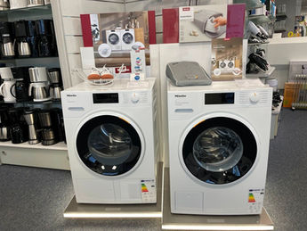 Platz für Neues, Neuheiten von Miele und Herzliche Ostergrüße