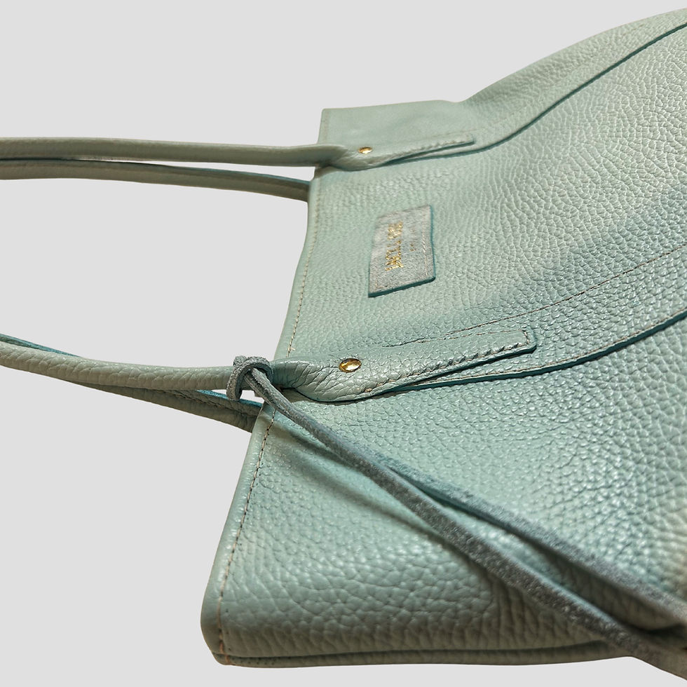 Thumbnail: Jack & Rose Paddington Leather Tote, handle view
