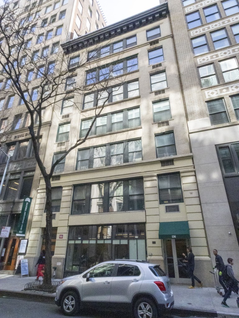 136 West 22nd Street, $2.1M Retail sold by Skyline Properties