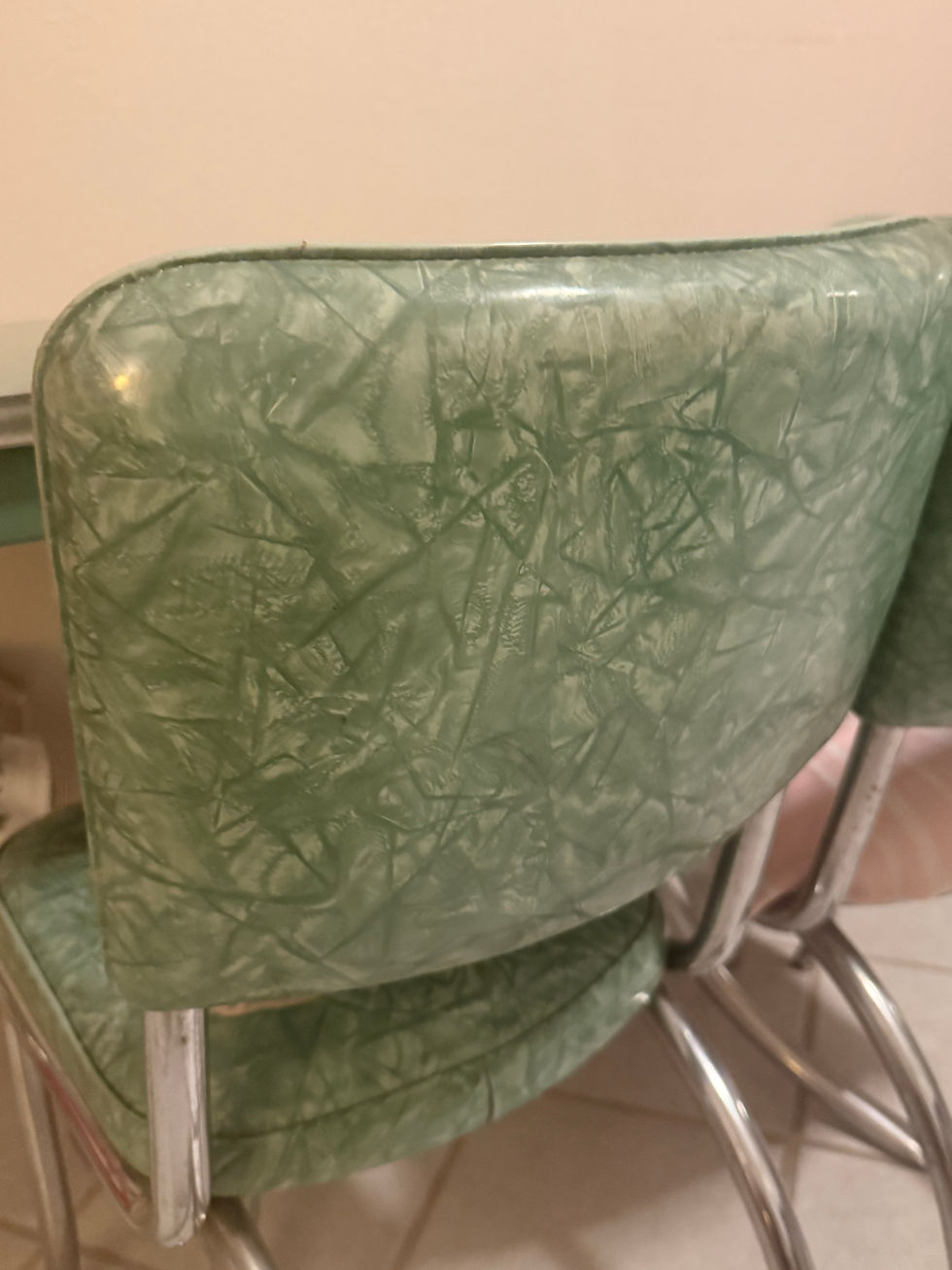  Would love to find this vinyl! <3