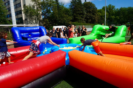 location Hippo Glouton gonflable