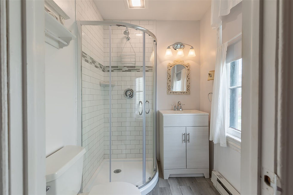 819 Stockton apt 1a bathroom