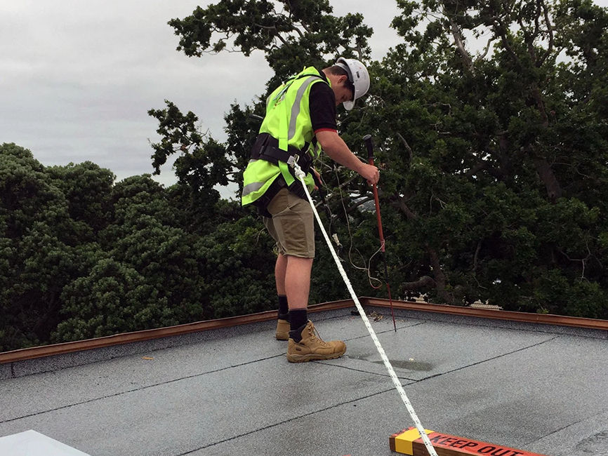electrionic leak detection on roof

