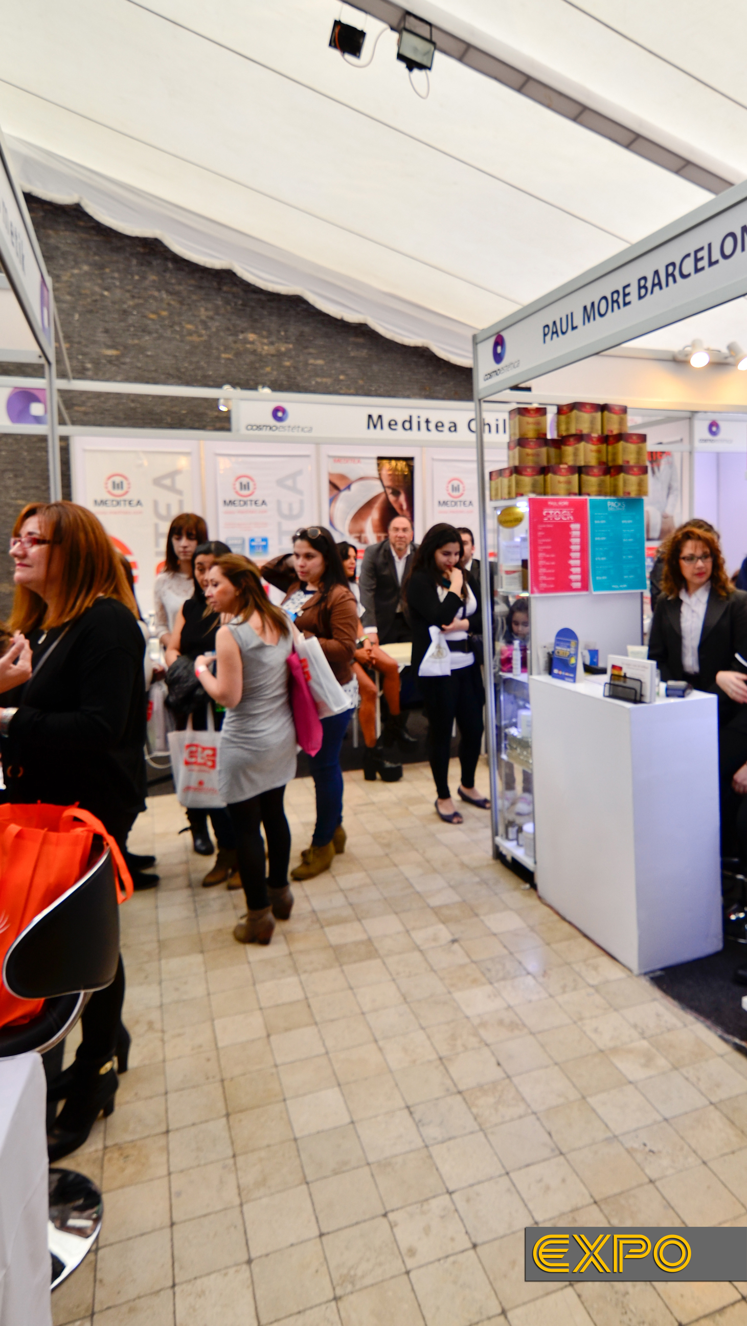 Expo_-_Cosmoestética_2015_-_15.jpg