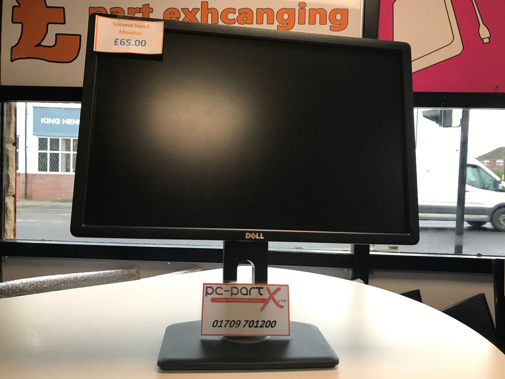 A wide range of second hand monitors