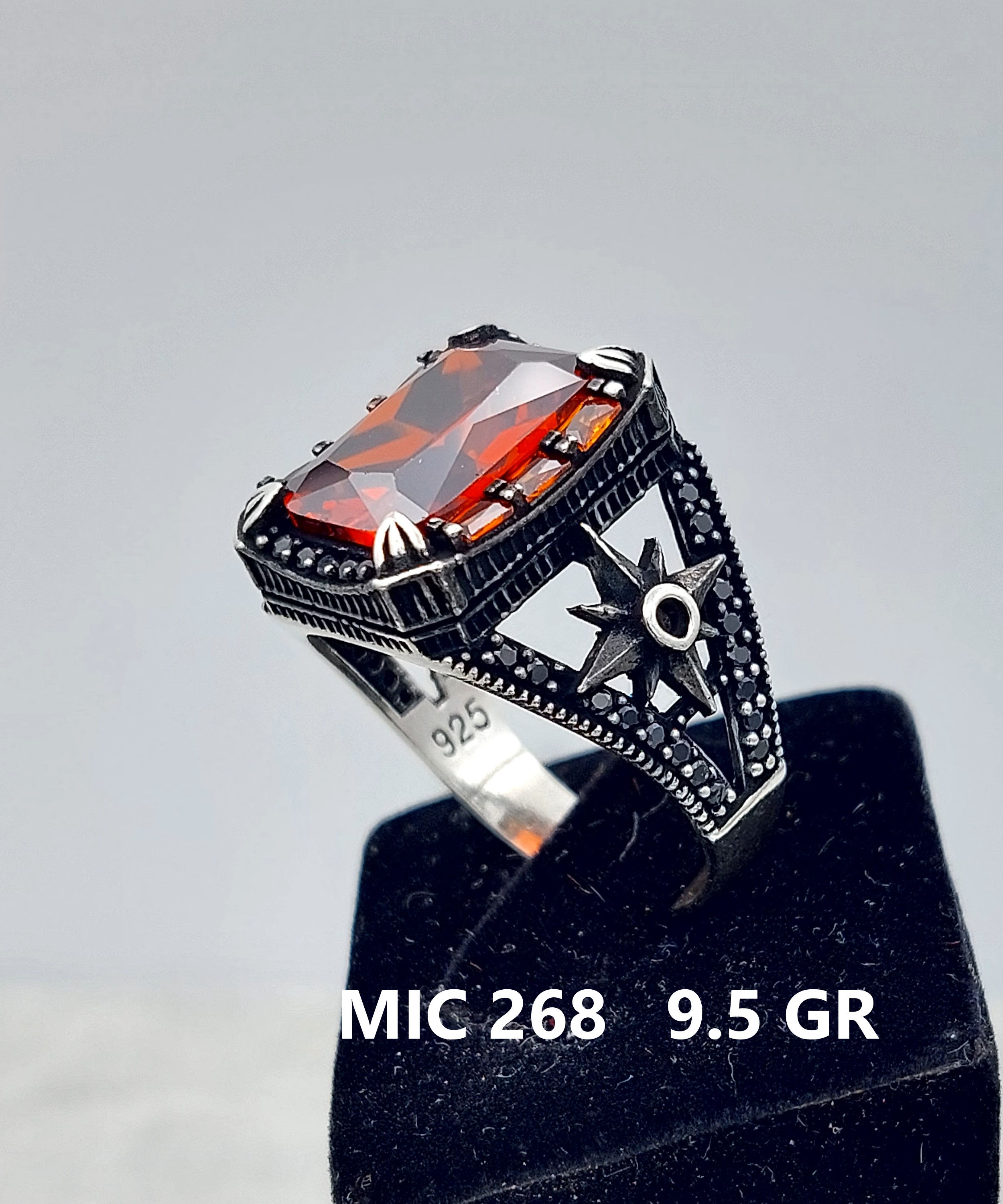 MIC 268  9.5 GR  MIKRO MAN  SILVER RING