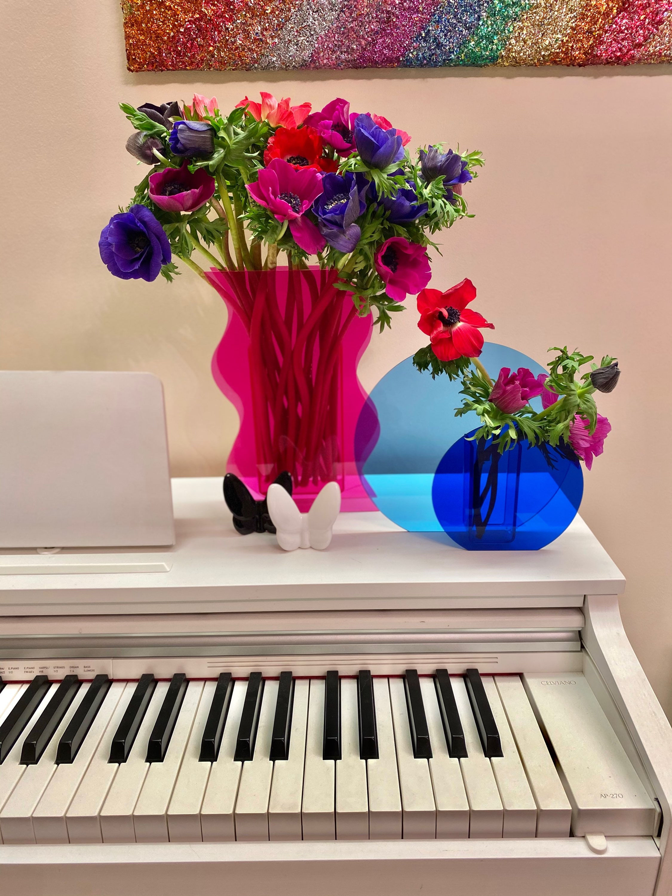 Hot Pink Wavy Acrylic Vase